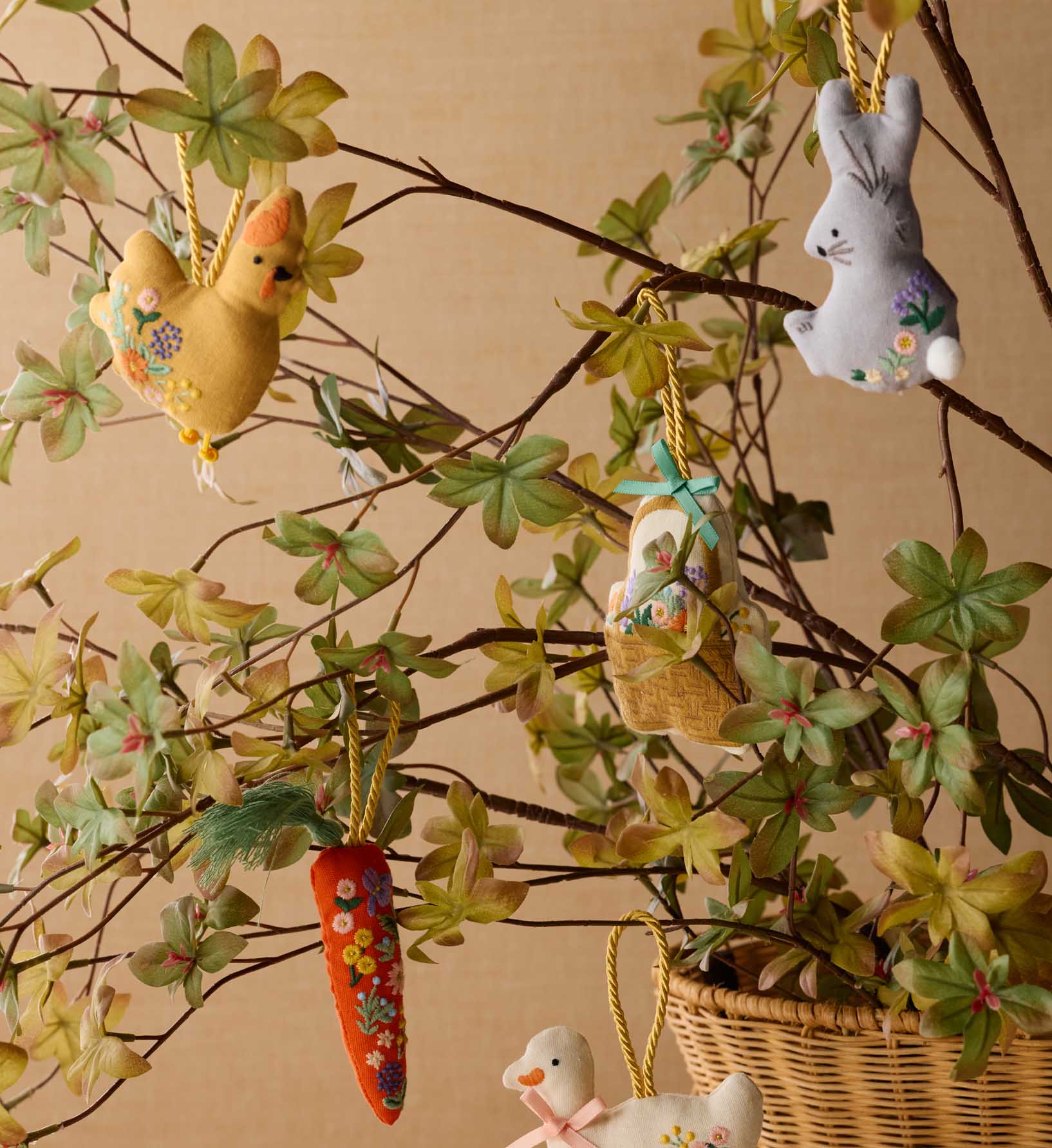 Embroidered Ornament Set - Spring Farm