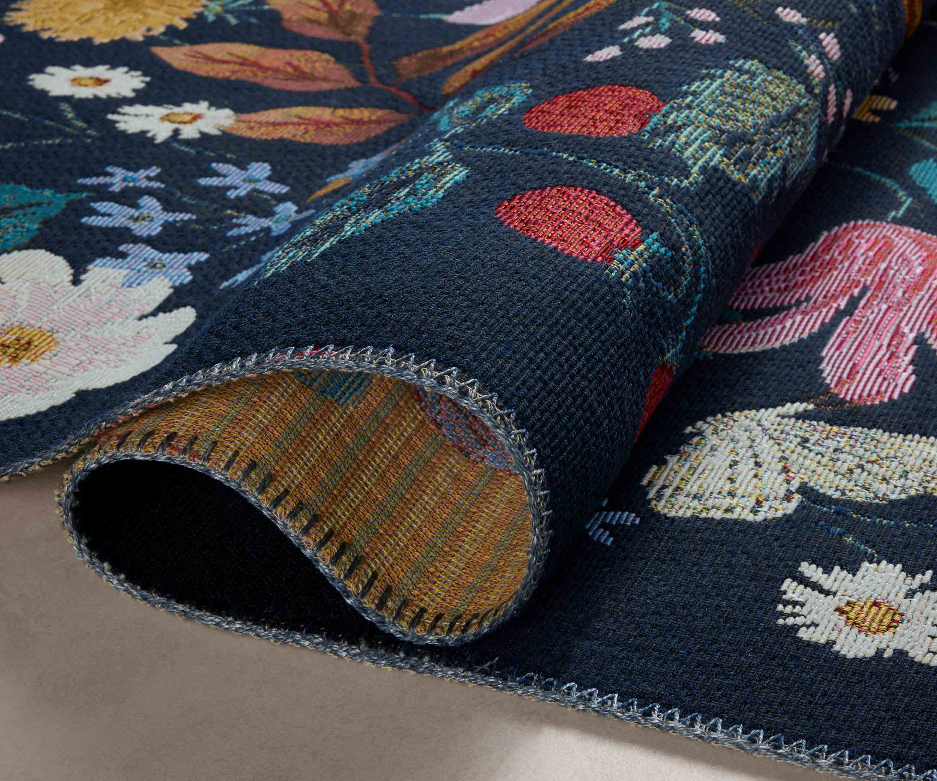  | rug229-04.jpg